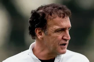 Santos anuncia Cuca como novo técnico, horas após demitir Vojvoda