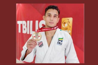 Guilherme Schimidt é bronze no Grand Slam de Tbilisi