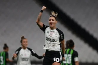 Sob o comando de Gabi Zanotti, Corinthians goleia América-MG