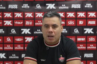 Desfalques? Jair Ventura atualiza situação física de Kayzer e Camutanga após desconforto dos atletas contra o CRB