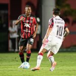 Flamengo x Vitória: onde assistir, arbitragem e prováveis escalações do duelo pela Copa do Brasil