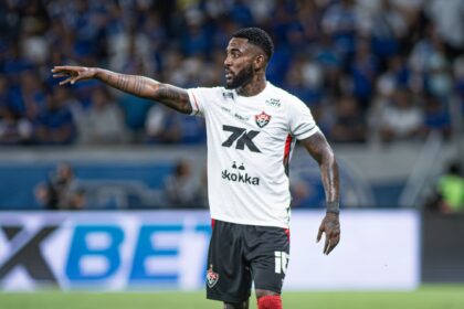 SUSPENSO OU NÃO? Entenda a situação de Ramon para a próxima partida do Vitória