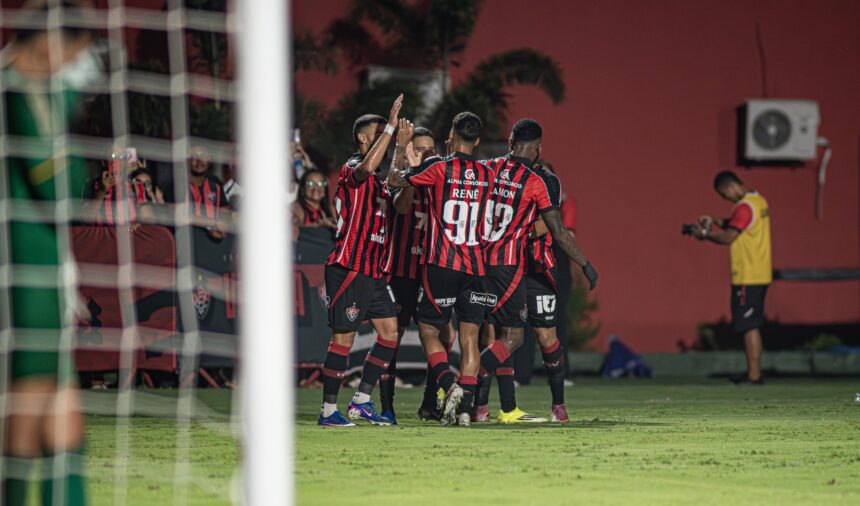 Jogador do Vitória lidera ranking de participações em gols entre pontas da Série A na temporada
