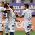Após três anos de aposentadoria, ex-Bahia retorna aos gramados