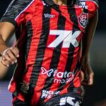VAI VOLTAR? Jornalista crava retorno de ex-Vitória aos gramados após diagnóstico de doença