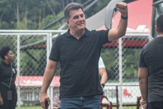Fábio Mota explica ausência de Cantalapiedra, esclarece situação de Ramon e comenta possibilidade de negociar Arcanjo