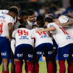 Após nova derrota e eliminação para o Remo, jogador do Bahia faz forte desabafo: “Andamos nas ruas com medo”