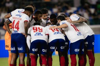 Após nova derrota e eliminação para o Remo, jogador do Bahia faz forte desabafo: “Andamos nas ruas com medo”