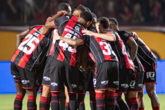 Esporte Vitória terá desfalque de peso na próxima rodada do Brasileirão diante do Internacional
