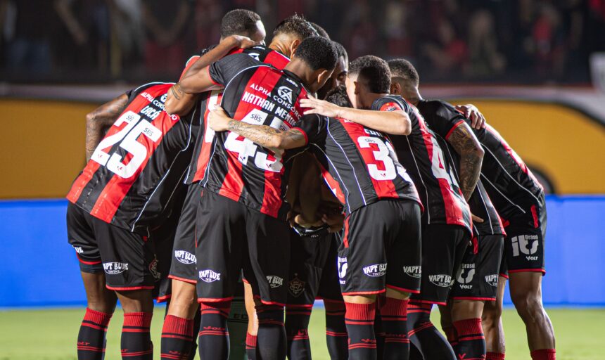 Esporte Vitória terá desfalque de peso na próxima rodada do Brasileirão diante do Internacional