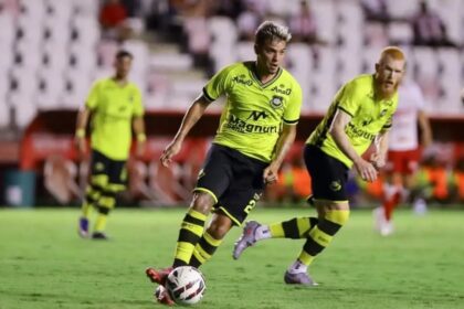 Equipe paulista assume liderança da Série B graças a golaço de jogador emprestado pelo Vitória; assista
