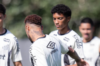 Após suposta agressão, Robinho Jr. espera desculpas públicas de Neymar e pode deixar o Santos
