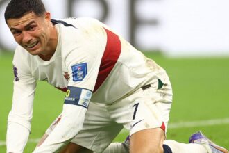 Meia de Portugal diz que Cristiano Ronaldo é “apenas mais um” e recebe enxurrada de críticas