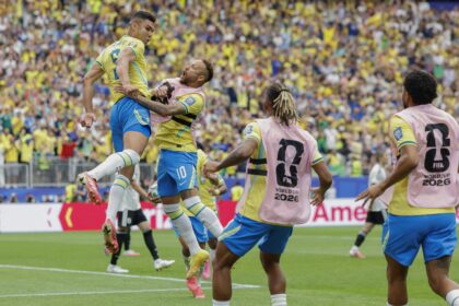 Jogadores do Brasil revelam o que foi dito no vestiário durante o intervalo da partida contra o Japão: “Foi fundamental”