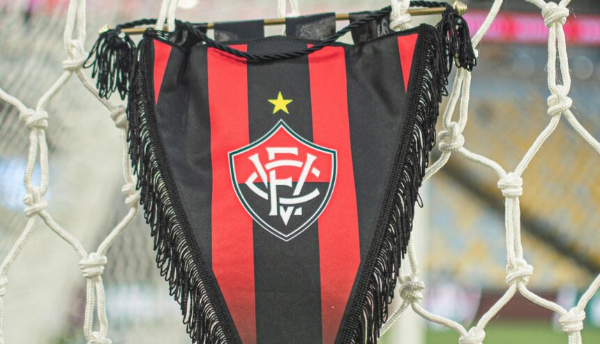 Vitória se reapresenta nesta sexta (26) com três saídas encaminhadas e pagamento pela transferência de Alisson Santos definido; saiba mais