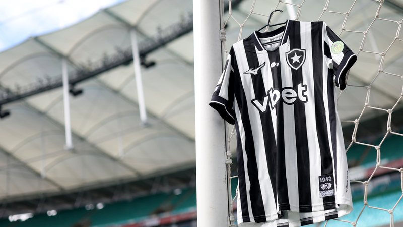 Goleiro do Bahia entra na mira do Botafogo para a próxima janela de transferências; arqueiro ex-Vitória também está no radar