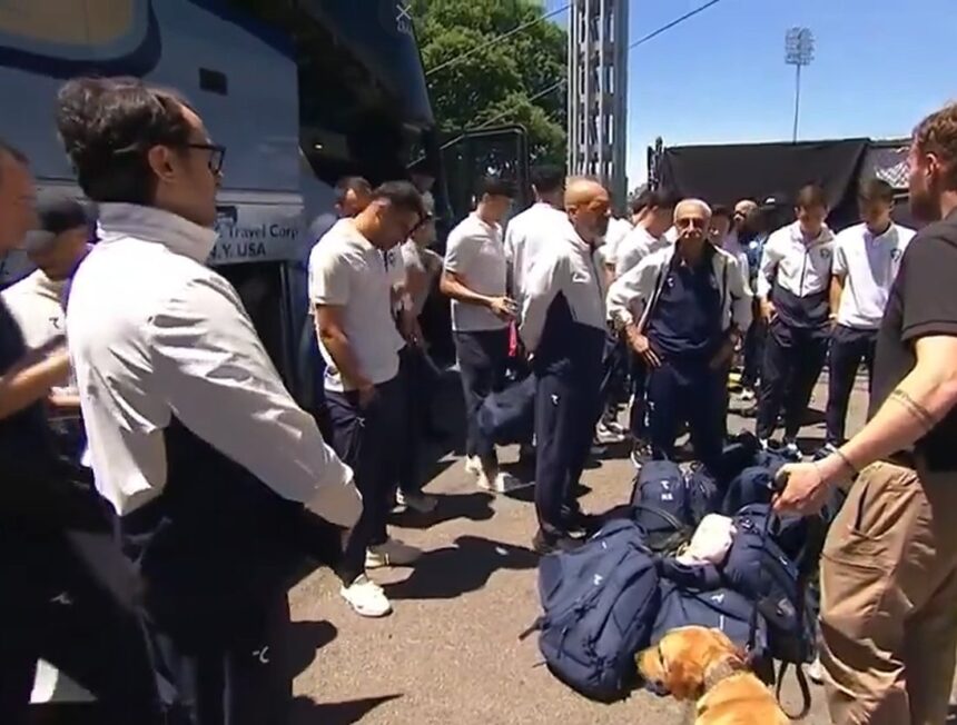 Seleções passam por rigorosas normas de segurança ao chegar nos EUA para disputar a Copa do Mundo