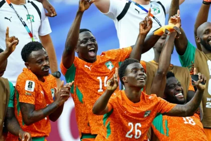 Costa do Marfim vence Curaçao e garante vaga na segunda fase da Copa do Mundo