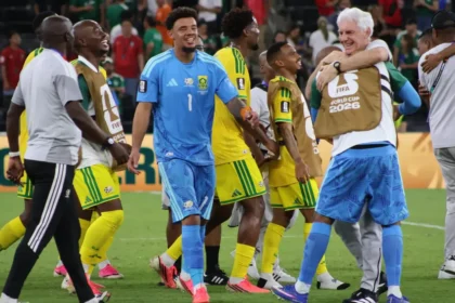 África do Sul vence a Coréia do Sul e conquista vaga no mata-mata da Copa do Mundo pela primeira vez