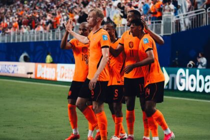 Holanda vence a Tunísia e garante a liderança no grupo F da Copa do Mundo