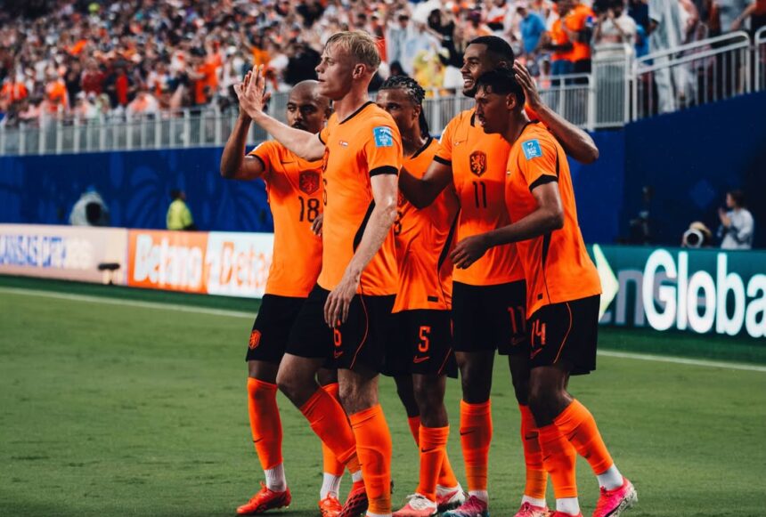 Holanda vence a Tunísia e garante a liderança no grupo F da Copa do Mundo