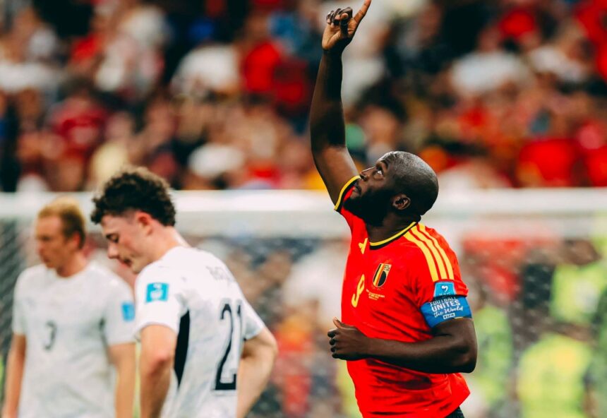 Bélgica goleia Nova Zelândia e garante primeira colocação no grupo G da Copa do Mundo