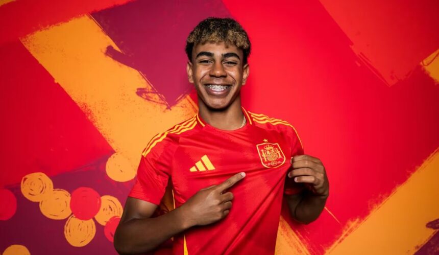 Lamine Yamal joga? Técnico da Espanha é direto ao comentar sobre condição do craque