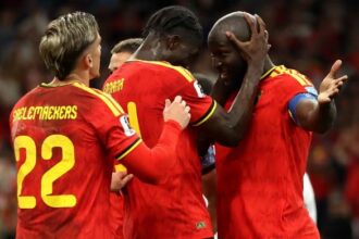Bélgica goleia a Nova Zelândia, afasta momento ruim e se classifica em primeiro para a próxima fase