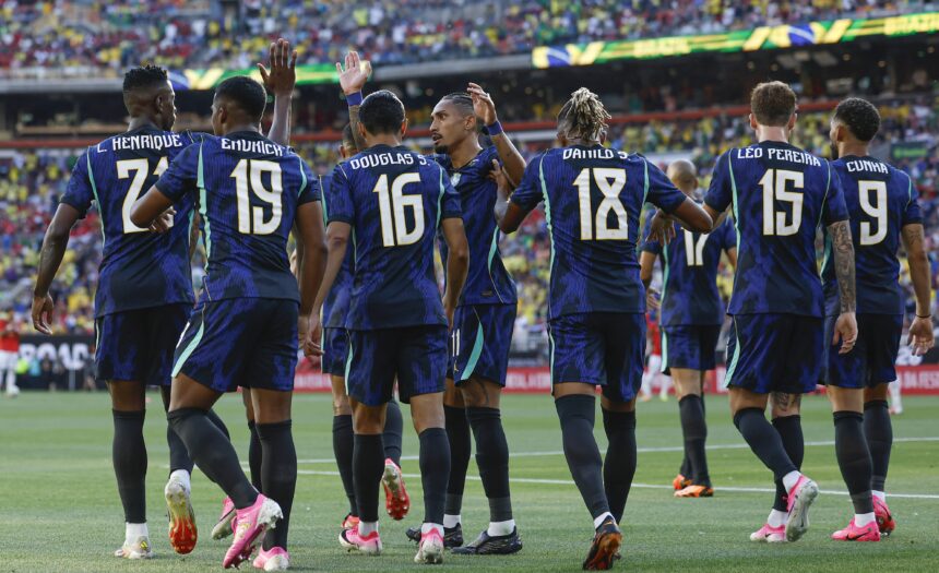 Estampados no RG! Veja quantos nomes de craques da Seleção estão registrados na Bahia, segundo o IBGE