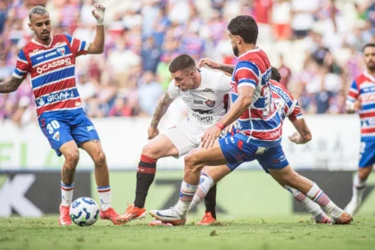 Vitória entra em campo defendendo invencibilidade de sete anos contra o Fortaleza na Copa do Nordeste