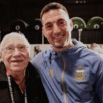 Jornalista de 91 anos emociona coletiva da Argentina e arranca revelação de Scaloni sobre Messi