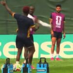 Jogadores de seleção brigam em treino antes de confronto pela Copa do Mundo
