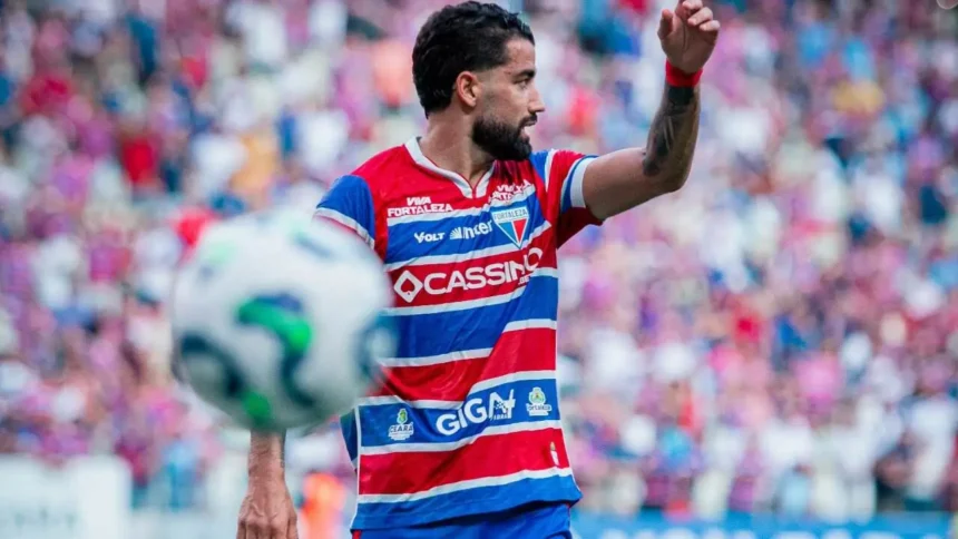 Emanuel Brítez rescinde com o Fortaleza e acerta com o Vitória para a sequência da temporada