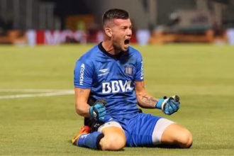 Bahia negocia contratação de goleiro argentino; saiba detalhes