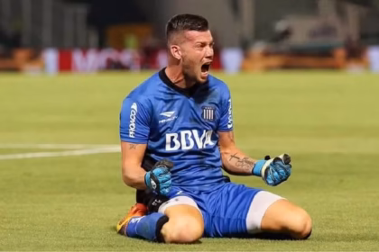 Bahia negocia contratação de goleiro argentino; saiba detalhes