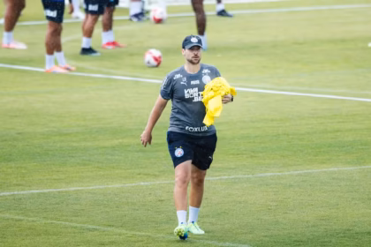 Membro da comissão de Rogério Ceni deixa o Bahia