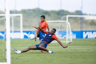 Bahia faz treino visando confronto com a Chapecoense no retorno do Campeonato Brasileiro