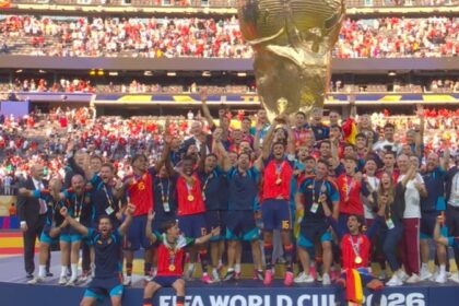 Bicampeã mundial anuncia primeiros jogos em casa após conquista da Copa do Mundo