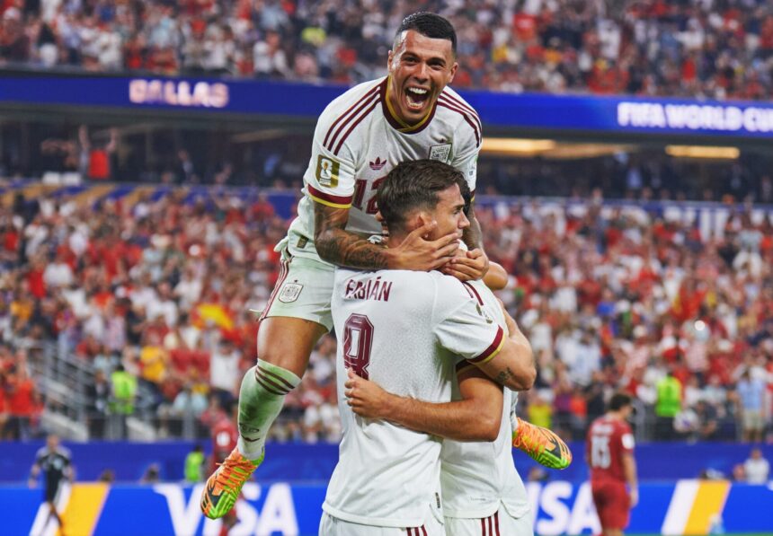 Em clássico com fim tenso, Espanha vence e despacha Portugal da Copa do Mundo