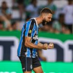 Negociações entre Vitória e Grêmio por Wagner Leonardo chegam ao fim