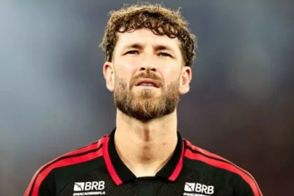 Flamengo recusa proposta milionária de clube europeu por zagueiro