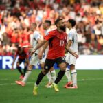 Ex-craque do Liverpool acerta com equipe da Turquia para a próxima temporada