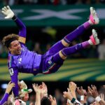 Goleiro lendário anuncia aposentadoria após disputar sua 6ª Copa do Mundo