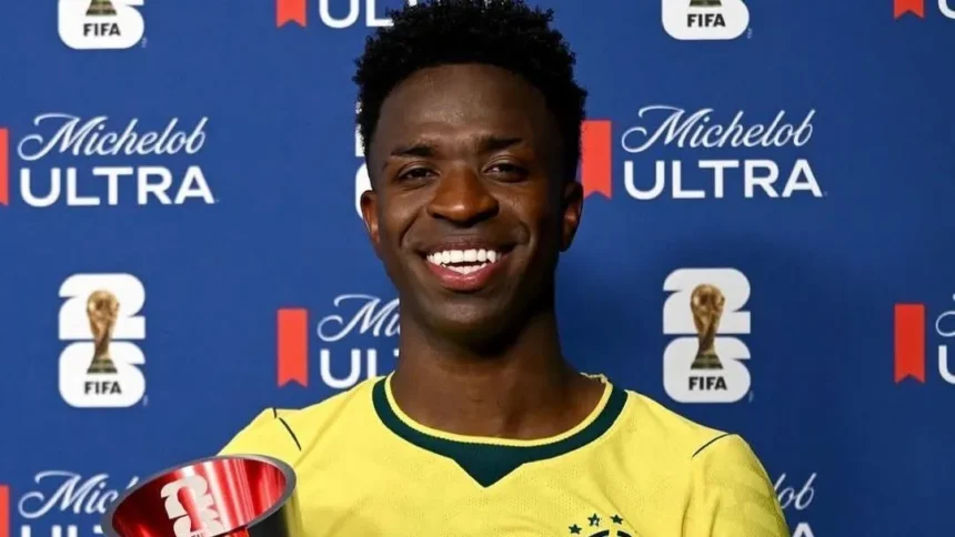 Vini Jr. passa por harmonização facial e resultado chama atenção nas redes sociais