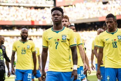 Vini Jr se pronuncia após eliminação do Brasil na Copa: “Frustração”