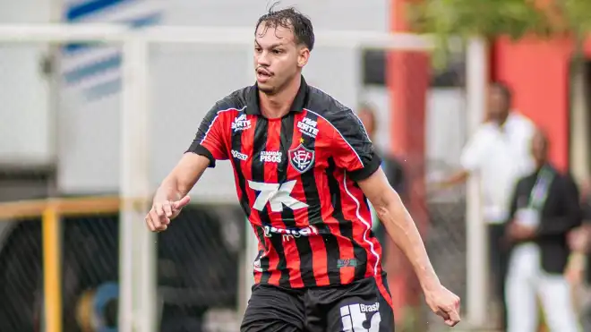 Vitória encaminha empréstimo de zagueiro para o futebol israelense