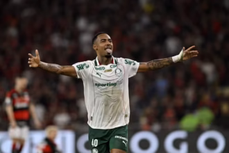 Manchester City demonstra interesse em atacante destaque de equipe do Brasileirão