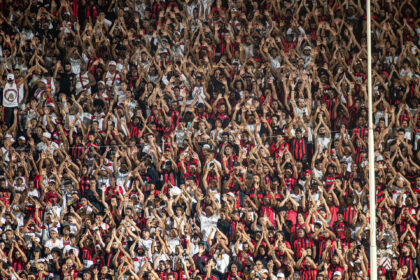 Casa cheia mais uma vez! Vitória anuncia parcial de ingressos para jogo pelo Brasileirão