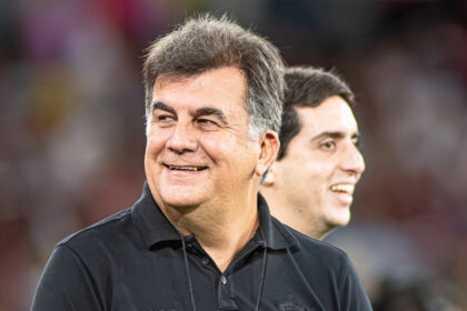 Vitória consegue liberação na FIFA para registrar novos jogadores