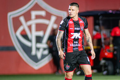 Atacante recusa ofertas para renovação e pode deixar o Vitória